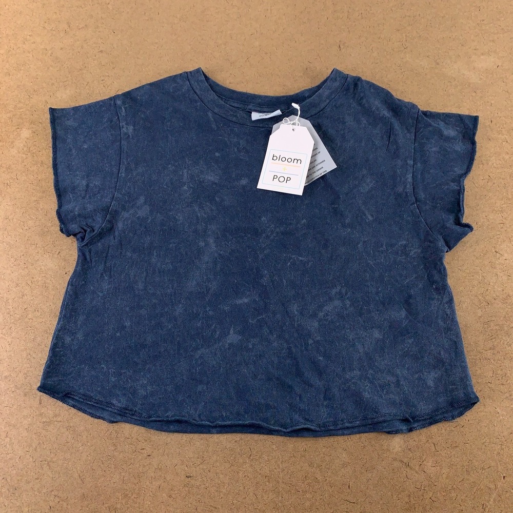 Bloom Pop Women's Size Medium Navy Washed Crew Neck Short Sleeve Cropped Tee NWT